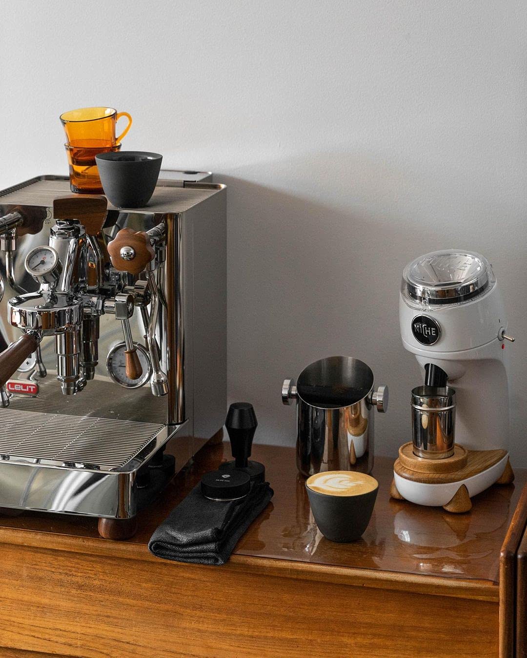 Normcore V4 Calibrated Espresso Tamper (53.3mm) – Flat Base & Stand