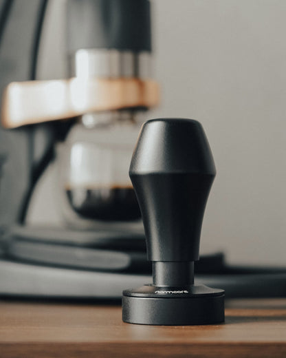 Normcore V4 Calibrated Espresso Tamper (53.3mm) – Flat Base & Stand